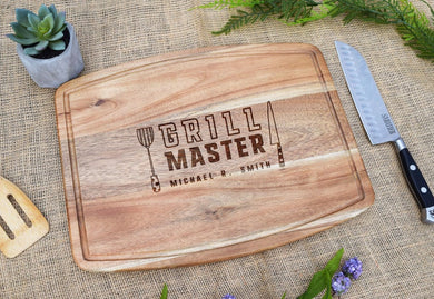 Grill Master Personalized Acacia Cutting Board with Juice Grooves